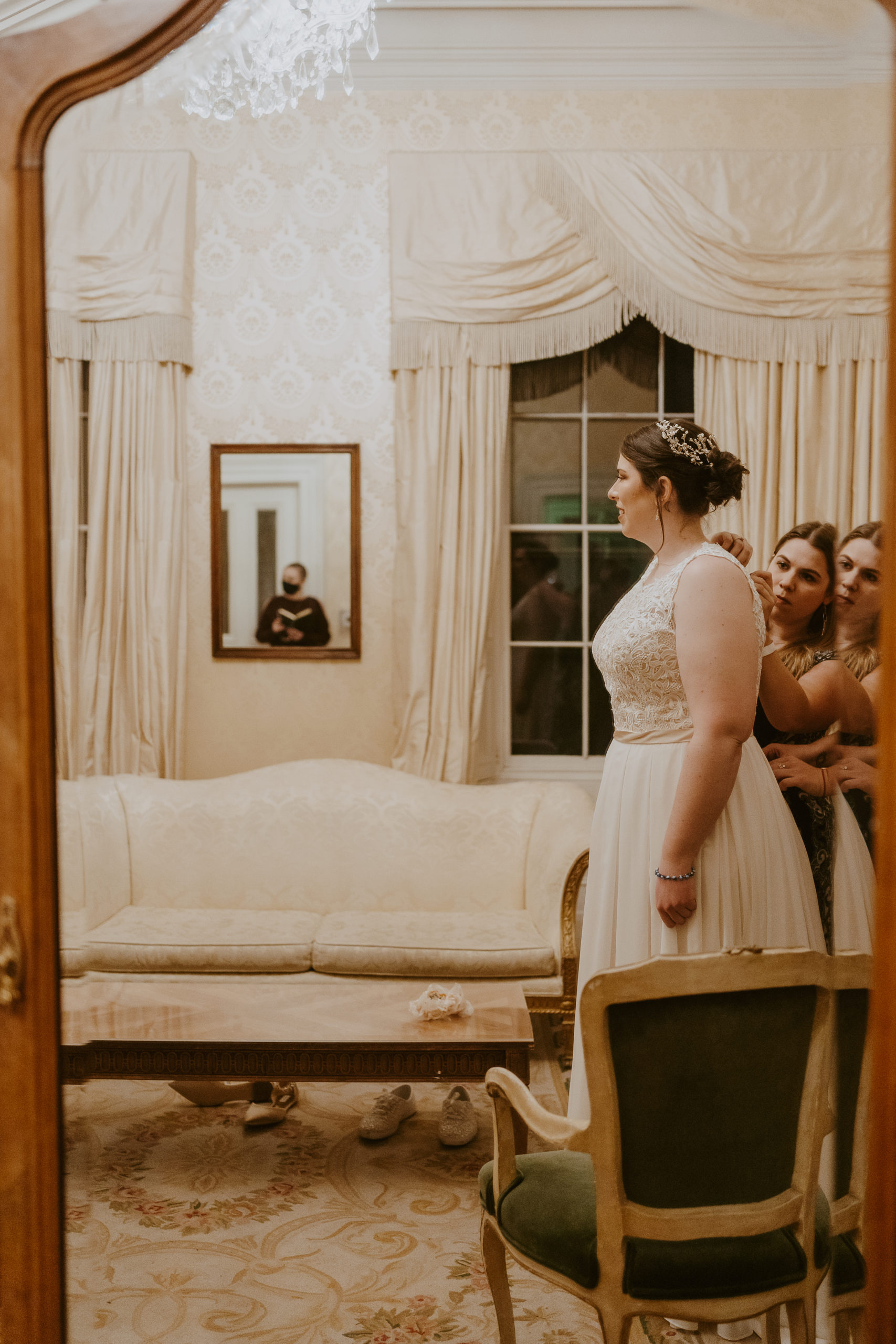 Bridal Getting Ready Photos