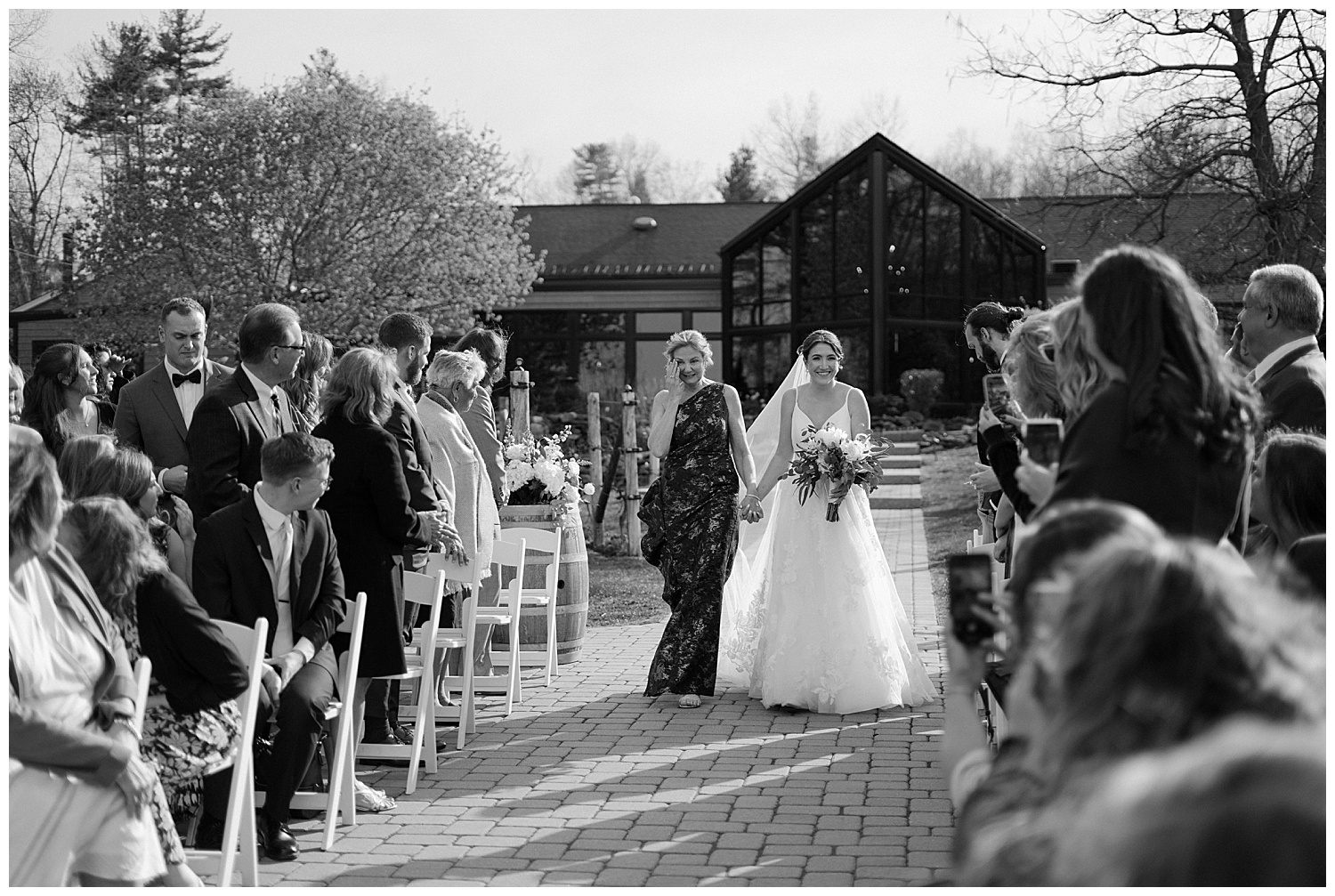 Elegant Wedding Ceremony at Winery in New Hampshire